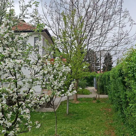 Lejlighed Garden *